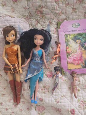 Disney Fairies Lot , Fawn, Silvermist, dolls and books